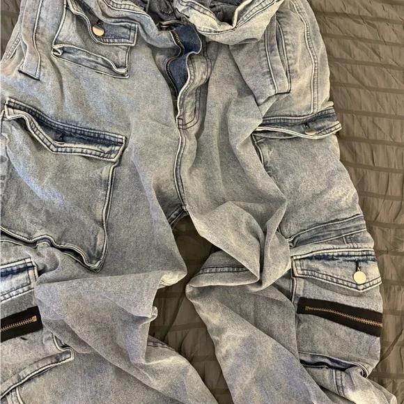 EB Denim Light Wash Wide Leg Cargo Jeans - Picture 9 of 9